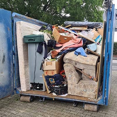 Entrümpelung Berlin - Keller, Dachböden und Garagen